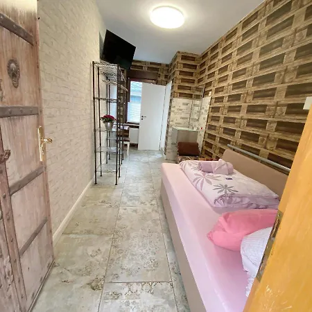 Zum Fuerstenberg Bed & Breakfast Oberdiebach