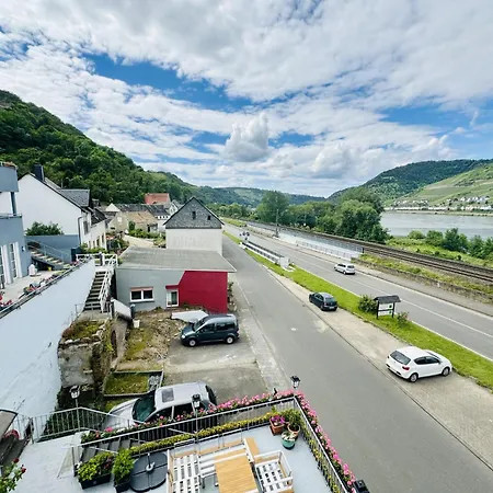 Zum Fuerstenberg Bed & Breakfast *