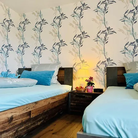 Zum Fuerstenberg Bed & Breakfast 3*