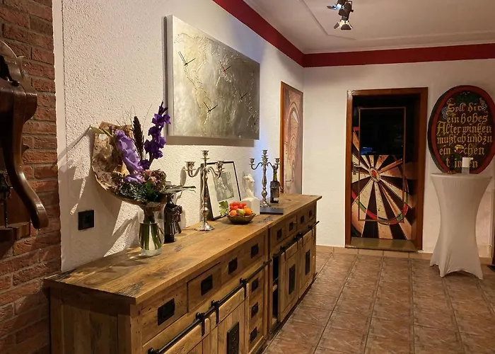 Zum Fuerstenberg 住宿加早餐酒店 3*