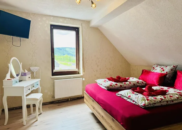 Zum Fuerstenberg 住宿加早餐酒店 Oberdiebach